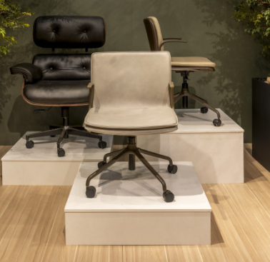 Cadeira Charles Eames Office Salva 105cm
