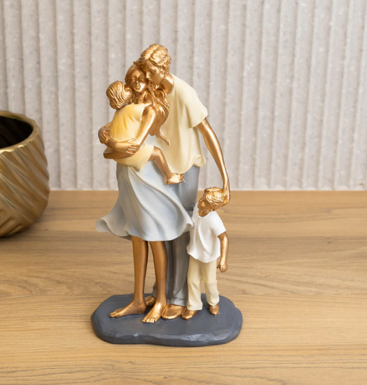 Figura Decorativa Família de Resina Wolff 28cm