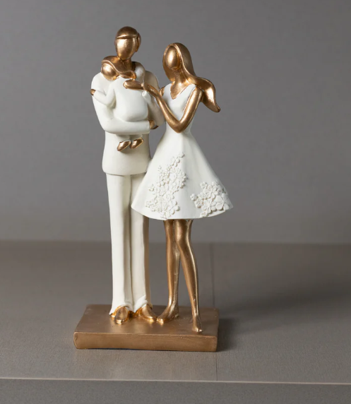 Figura Decorativa Família Branca em Resina Wolff 20cm