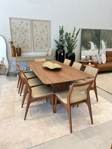 Mesa de Jantar Dune em Madeira Nogueira com Tampo Slim de 2,20m Gottems